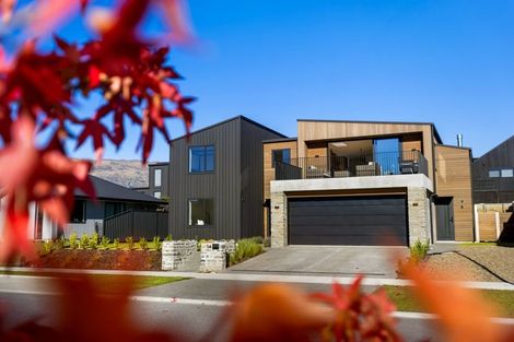 Photo of property in 54 Avalon Station Drive, Wanaka, 9305