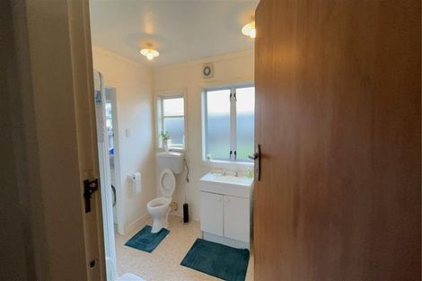 Photo of property in 526 Te Atatu Road, Te Atatu Peninsula, Auckland, 0610