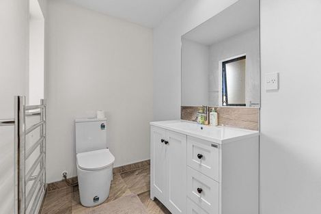 Photo of property in 80a Moire Road, Massey, Auckland, 0614