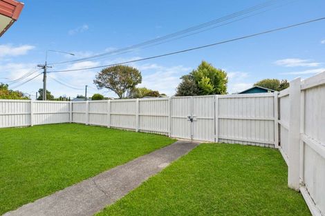 Photo of property in 33 Middleton Road, Upper Riccarton, Christchurch, 8041