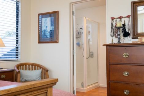 Photo of property in 41 Reading Street, Greytown, 5712