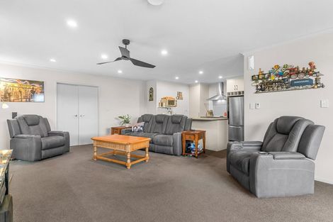 Photo of property in 35 Karo Street, Ruakaka, 0116