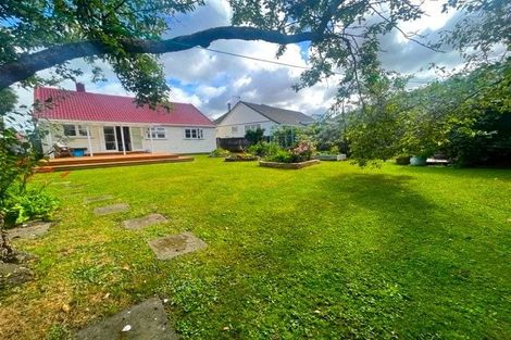 Photo of property in 10 Melvill Grove, Waterloo, Lower Hutt, 5011