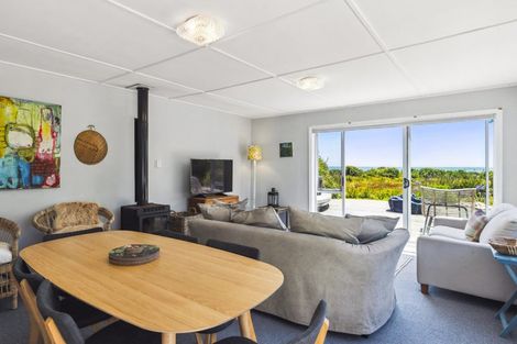 Photo of property in 23 Rodney Avenue, Te Horo Beach, Otaki, 5581