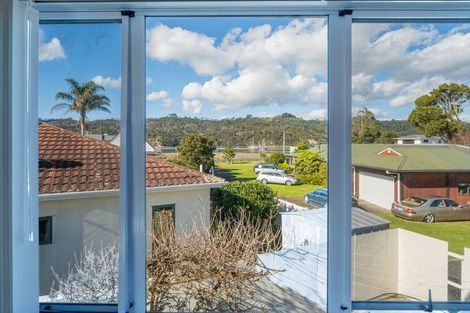 Photo of property in 127 Albert Street, Whitianga, 3510