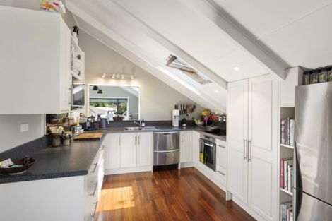 Photo of property in 43 Poole Crescent, Wainuiomata, Lower Hutt, 5014