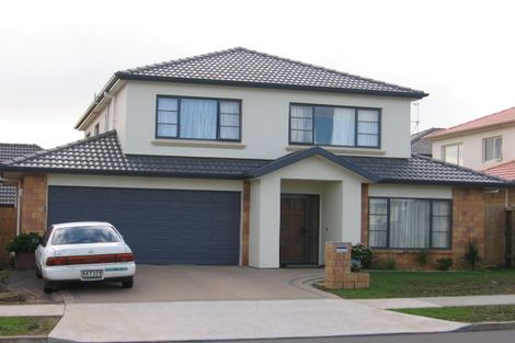 Photo of property in 30 Cyril French Drive, Flat Bush, Auckland, 2016