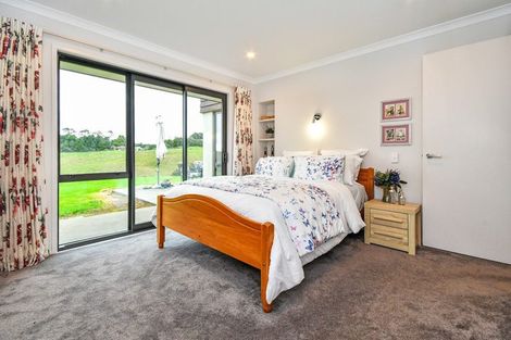 Photo of property in 48a Sinclair Road, Ararimu, Drury, 2579