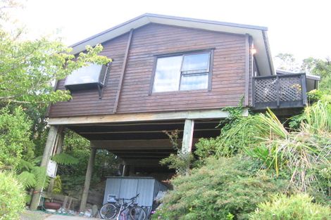 Photo of property in 35 Makara Road, Karori, Wellington, 6012