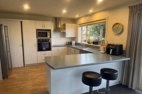 Photo of property in 389 Yaldhurst Road, Russley, Christchurch, 8042