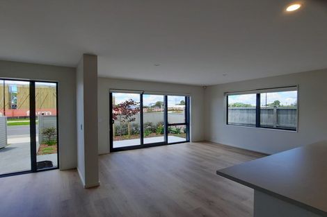 Photo of property in 82 Katikati Drive, Manurewa, Auckland, 2102