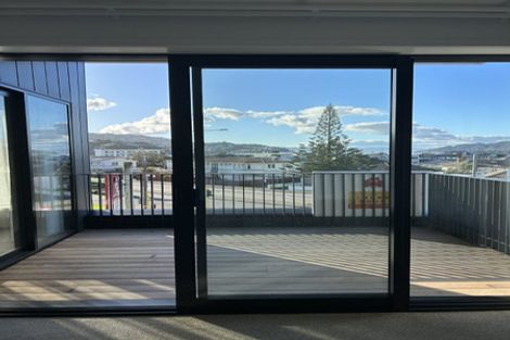 Photo of property in 304/2u Onepu Road, Kilbirnie, Wellington, 6022