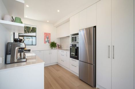 Photo of property in 28 Huntsbury Avenue, Huntsbury, Christchurch, 8022