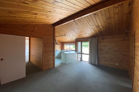 Photo of property in 87 Carnoustie Drive, Wattle Downs, Auckland, 2103
