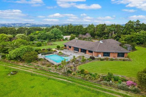 Photo of property in 239 Burtt Road, Paerata, Drury, 2578