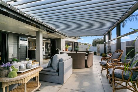 Photo of property in 15 Naomi Place, Cambridge, 3434