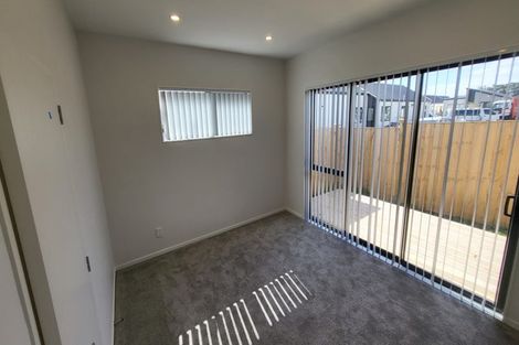 Photo of property in 10 Tetekura Street, Takanini, 2110