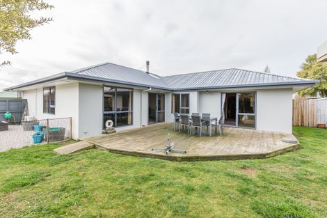 Photo of property in 16 Camleigh Close, Kaiapoi, 7630