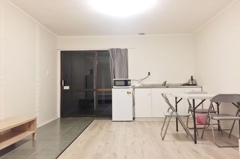 Photo of property in 165a/3 Colwill Road, Massey, Auckland, 0614