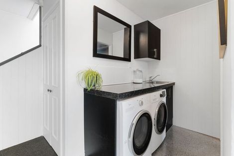 Photo of property in 7 Rachel Place, Avonhead, Christchurch, 8042