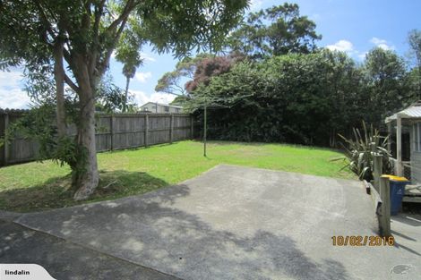 Photo of property in 42 Redwood Drive, Massey, Auckland, 0614