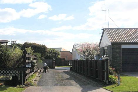 Photo of property in 20a Kane Road, Papamoa Beach, Papamoa, 3118