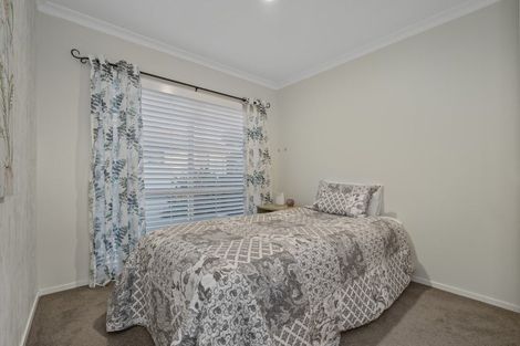 Photo of property in 20 Bayvista Close, Welcome Bay, Tauranga, 3112