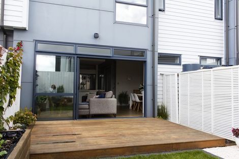 Photo of property in 6 Skylark Road, Hobsonville, Auckland, 0616