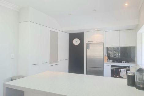 Photo of property in 8 Omar Street, Khandallah, Wellington, 6035