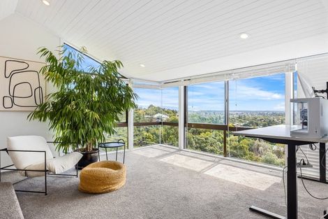 Photo of property in 23 Whareora Terrace, Cashmere, Christchurch, 8022