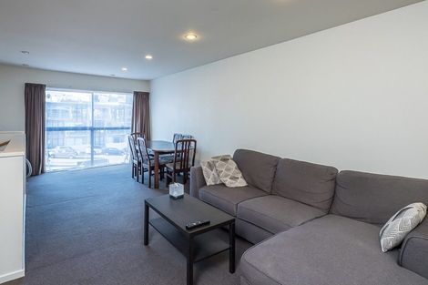 Photo of property in 2/7 Hall Avenue, Newtown, Wellington, 6021