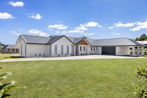 Photo of property in 5 Riverside Way, Clevedon, 2585
