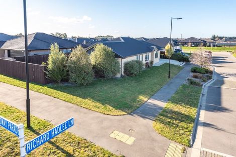 Photo of property in 20 Richard Hadlee Lane, Rolleston, 7615