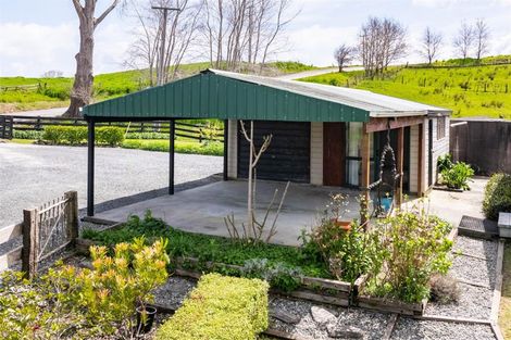 Photo of property in 15 Witheford Road, Wharehine, Wellsford, 0973