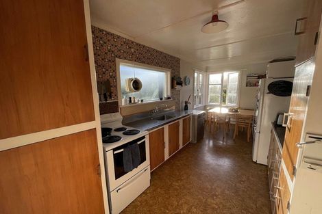 Photo of property in 20 Victory Avenue, Karori, Wellington, 6012