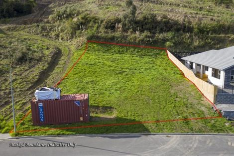 Photo of property in 97 Kakariki Grove, Waikanae, 5036