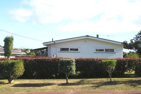 Photo of property in 72a Pupuke Road, Hillcrest, Auckland, 0627