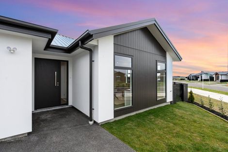 Photo of property in 35 Mcgarry Drive, Kaiapoi, 7630