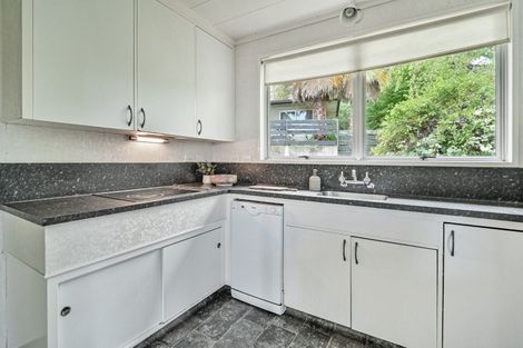 Photo of property in 12 Lovat Street, Havelock North, 4130