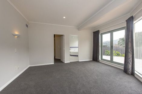 Photo of property in 14 Torwood Road, Khandallah, Wellington, 6035