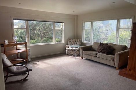 Photo of property in 11 Randwick Road, Northland, Wellington, 6012