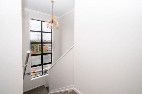 Photo of property in 10u2 Charlemont Street, Whitiora, Hamilton, 3200