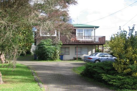 Photo of property in 1/9 Simpson Road, Ranui, Auckland, 0612