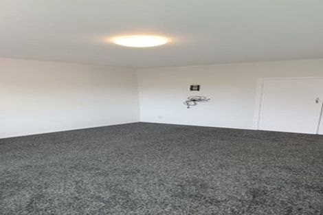 Photo of property in 2/265 Massey Road, Mangere East, Auckland, 2024