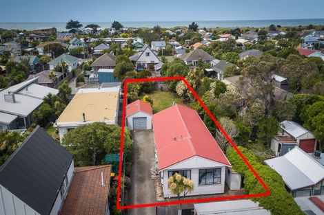 Photo of property in 113 Estuary Road, South New Brighton, Christchurch, 8062