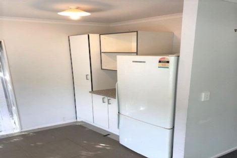 Photo of property in 10 Hinau Street, New Lynn, Auckland, 0600