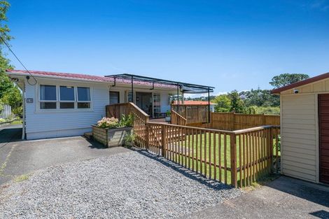 Photo of property in 1/50 Kaipatiki Road, Glenfield, Auckland, 0629
