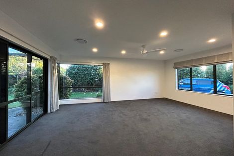 Photo of property in 37 Pukekura Place, Taradale, Napier, 4112