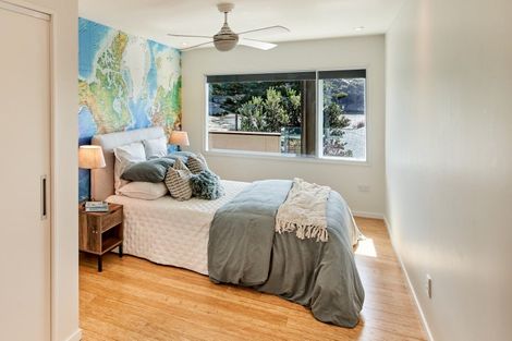 Photo of property in 300b Paremata Road, Whitby, Porirua, 5381