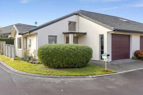 Photo of property in 35 Lakeridge Close, Rangatira Park, Taupo, 3330